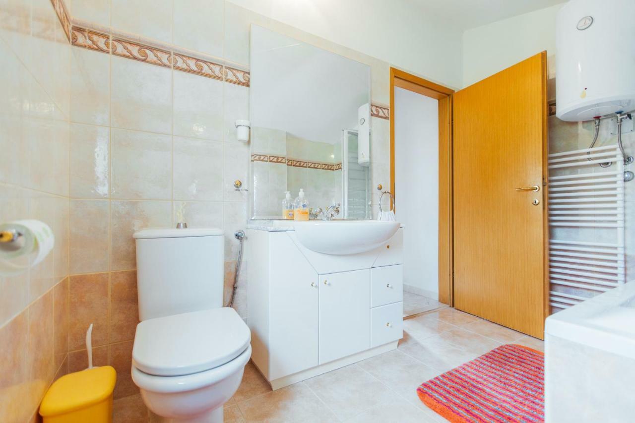 Apartments Toni Подстрана Экстерьер фото